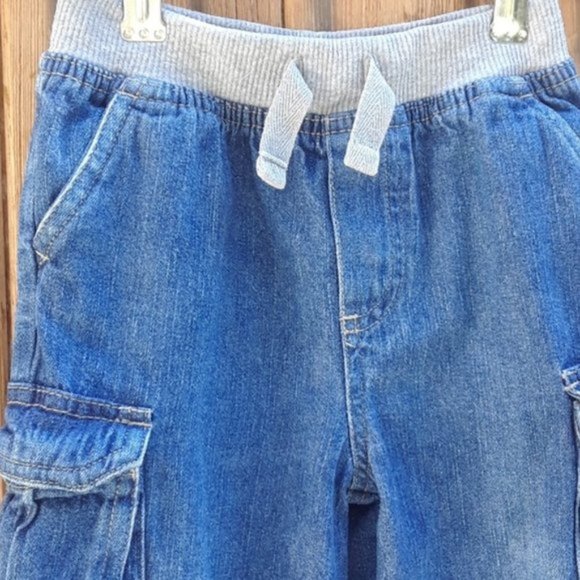 Toddler cargo pants and jeans size 2T - Picture 4 of 14